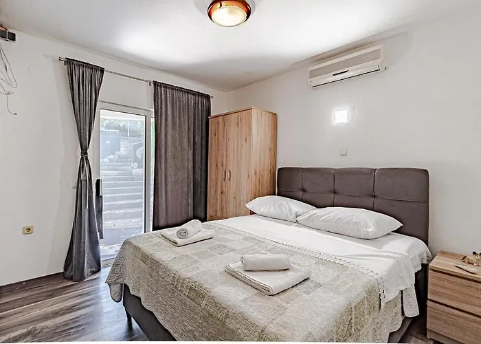 Kiara Appartement *
